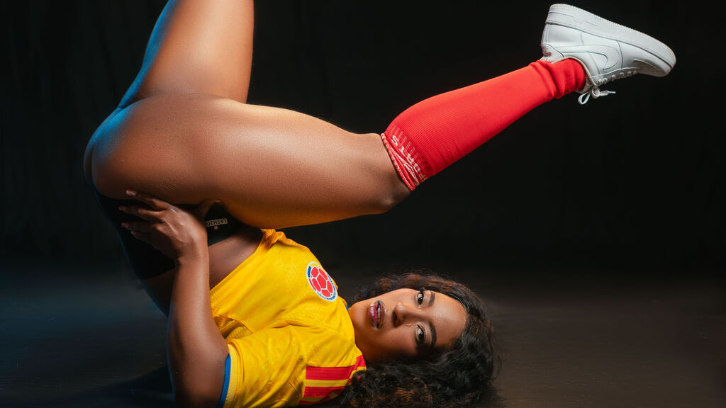 MelanyDavish